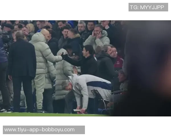 沃诺克指出切尔西若战胜阿森纳将具争冠实力但仍需提升稳定性 沃诺克指出切尔西若战胜阿森纳将具争冠实力但仍需提升稳定性