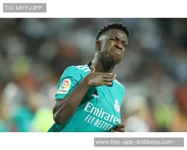 维尼修斯对阵贝蒂斯表现乏力能否在进攻中扛起大旗引发关注 维尼修斯对阵贝蒂斯表现乏力能否在进攻中扛起大旗引发关注